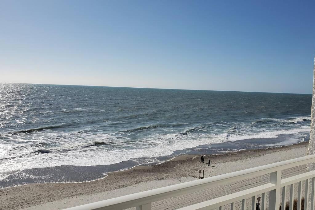מירטל ביץ' Ocean Front Comfy Condo W/Kitchen, Sleeps 4, Snowbird Paradise מראה חיצוני תמונה